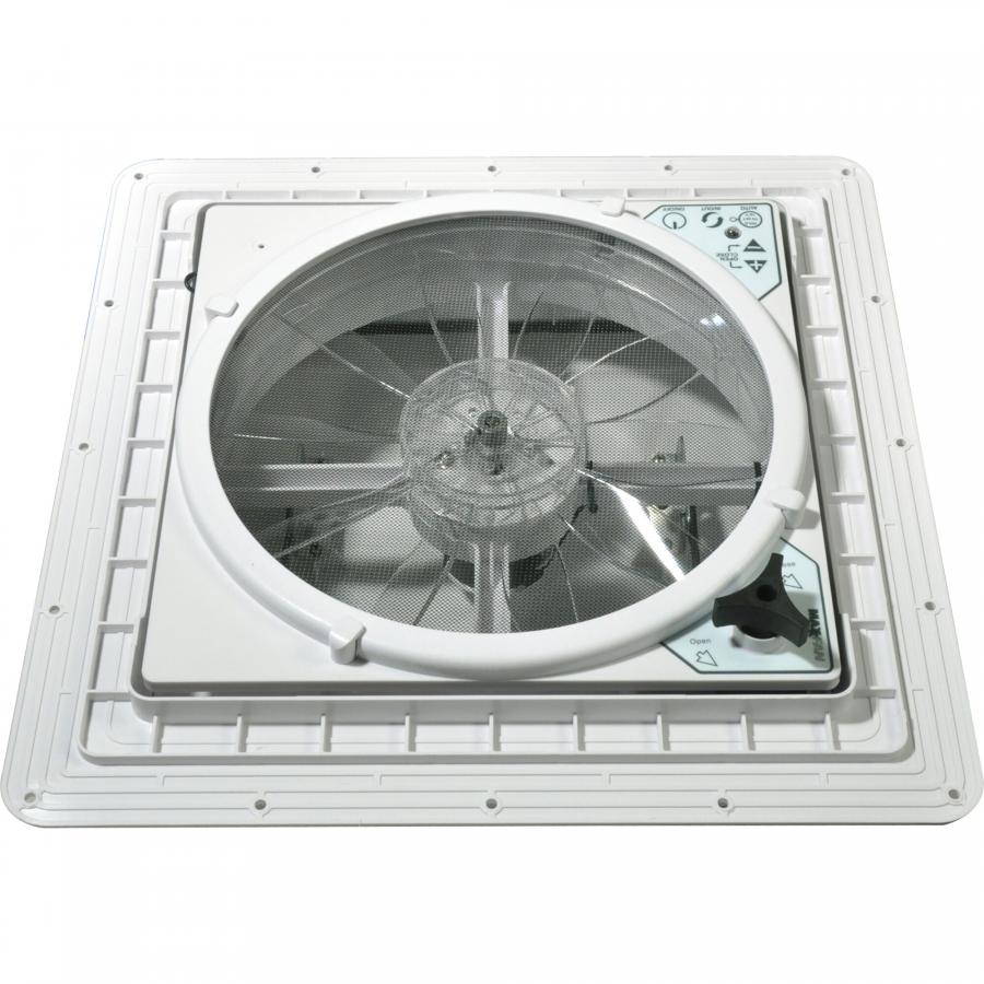 Product image 3 of the product “Dachventilator MaxxFan Deluxe, klar klar”